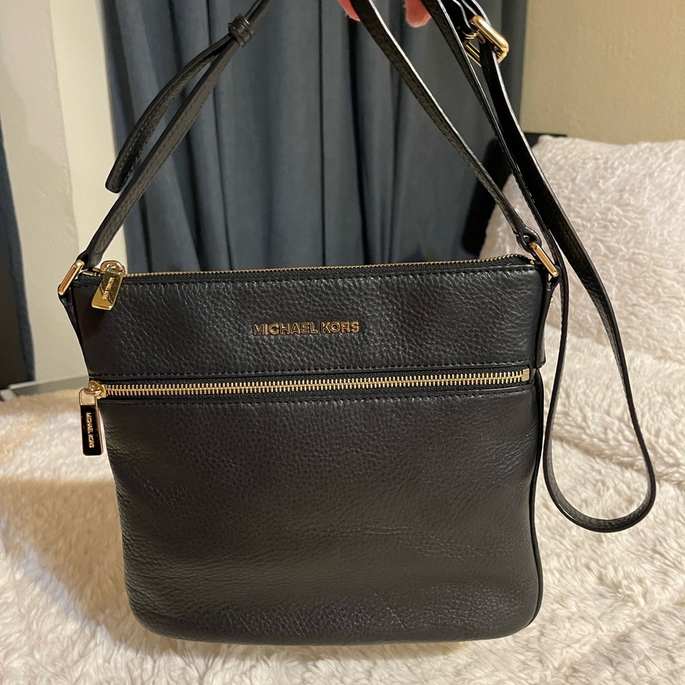 Michael Kors Bedford Flat Crossbody Bag
